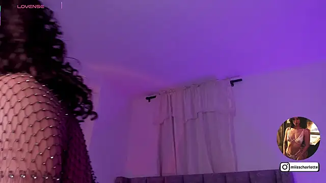 miss__charlotte7のライブXXXチャット