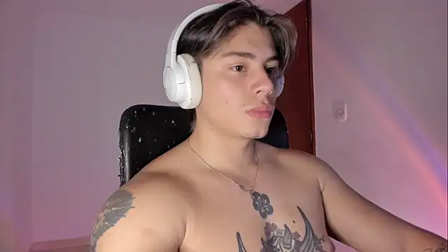 Giordano_Russo 在線直播表演