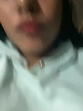 mis-violetha Chat XXX in diretta