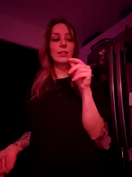 Chat +18 de LilyOrion ao vivo