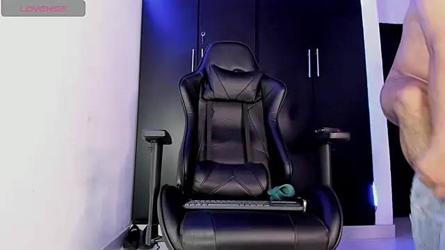 Liam_Mateo Pertunjukan Webcam