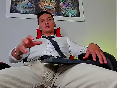 Dominus_Alpha: онлайн-секс-чат