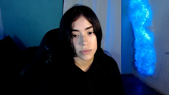 LESLIEBLACK_ Chat XXX in diretta