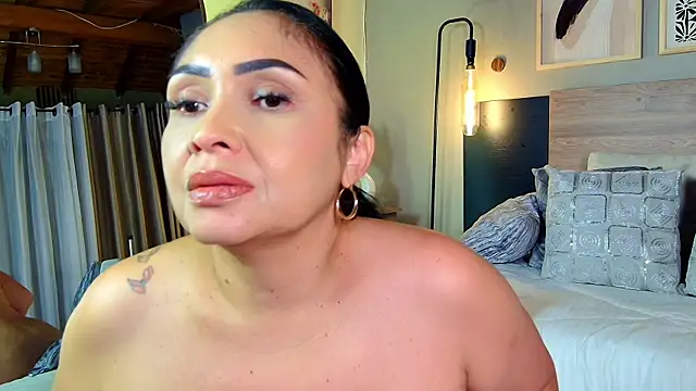 Madissononee: απευθείας συνομιλία ΧΧΧ