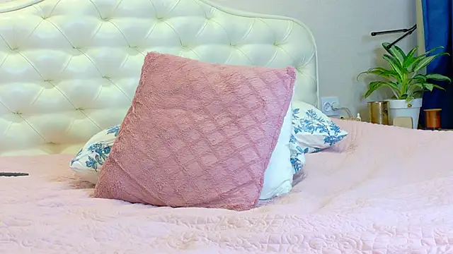 دردشة LadySweetWife الجنسية المباشرة