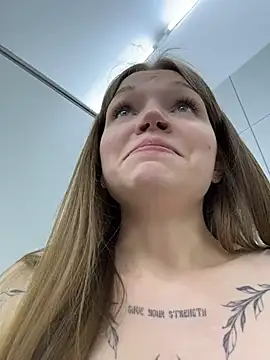 StreetSquirt's Live XXX Chat