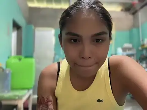 Alaia_River Webcam show