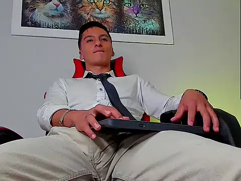 Dominus_Alpha – Naživo XXX chat