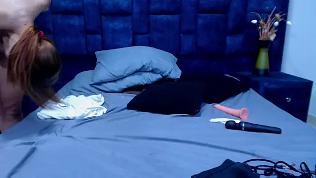 GroupNoLimits live XXX chat