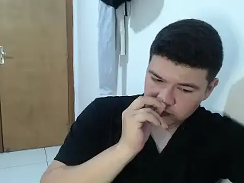 Plug_ControlのライブXXXチャット