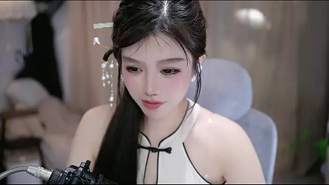 Cecily Chat XXX live