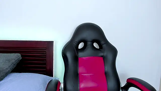 vanessa_saquirt Adlı Modelin Canlı XXX Sohbeti