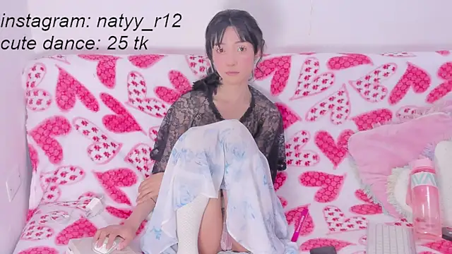 MIDORI_BACK_01's Live XXX Chat