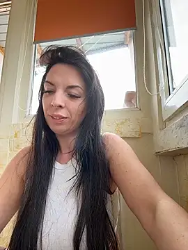 Pokazy przed kamerką – Almmaxxxx