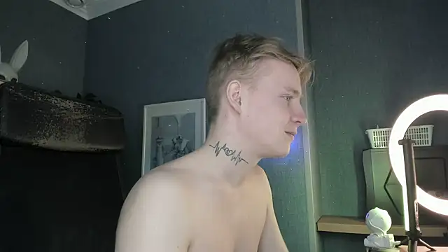 AlexxSweet 在線直播表演