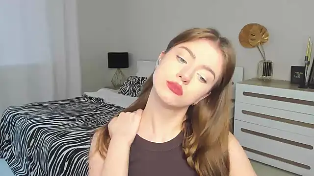 Erica_Kiss' Live XXX Chat