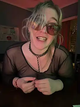 Granlady7 Adlı Modelin Canlı XXX Sohbeti