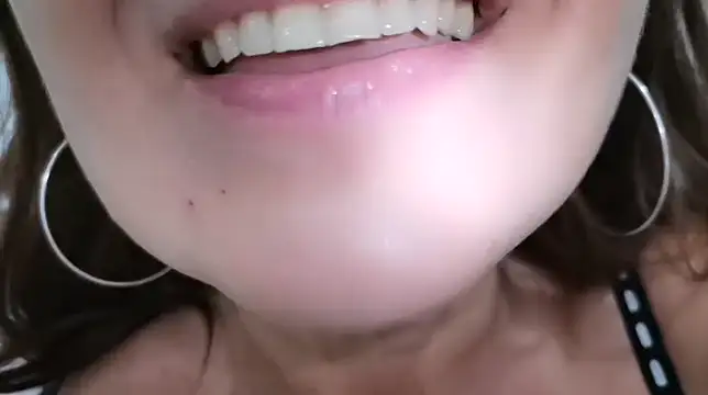 LadyAndTransy Webcam show