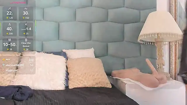 MiaMancini Adlı Modelin Canlı XXX Sohbeti