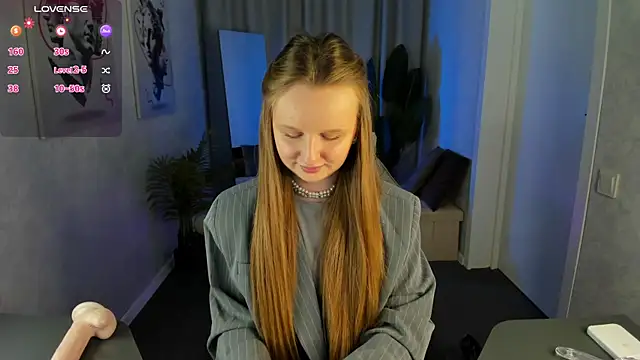 Rina_Panic: онлайн-секс-чат