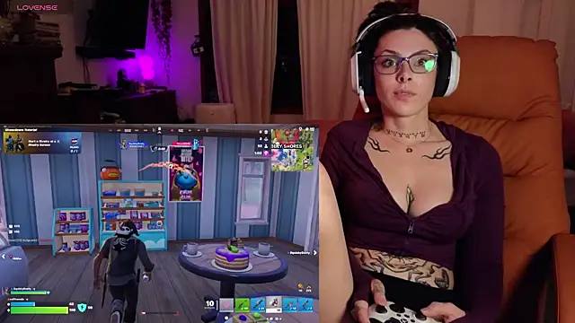 عرض كام GennaJames