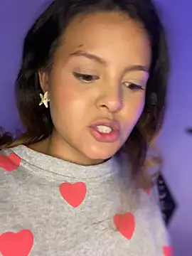 Ame_Desire's Live XXX Chat