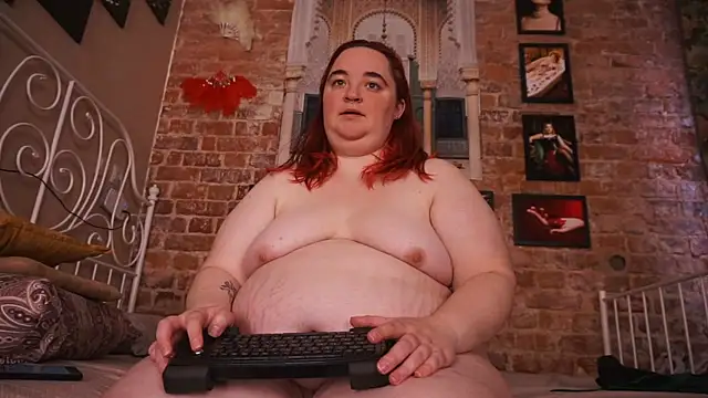 ass_gives' Webcam Show