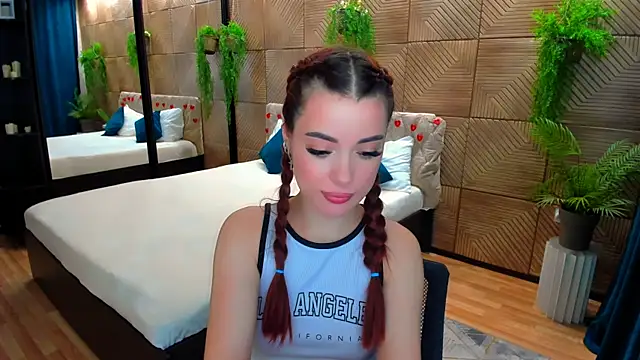 PutOnRepeat's Live XXX Chat