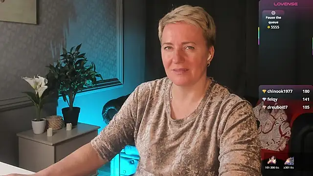 Онлайн чат XXX Nika_Smit