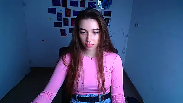 NikaMystic Adlı Modelin Canlı XXX Sohbeti