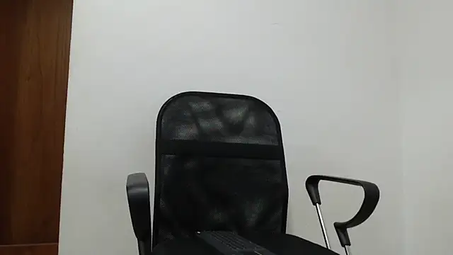 Show modela joseh0se na web-kameri