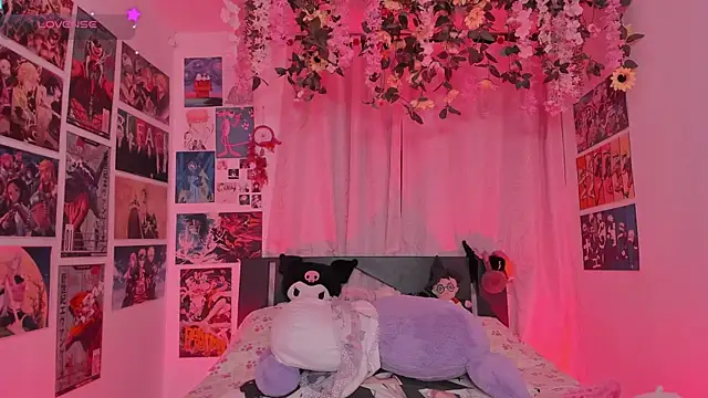 Онлайн чат XXX MissCurvyTop