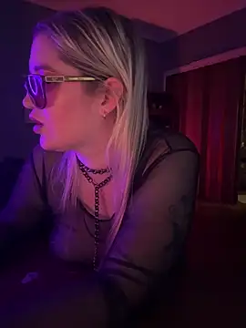 Živý XXX chat Granlady7