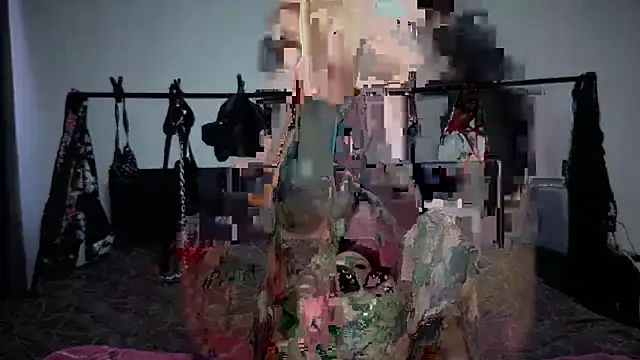 Онлайн чат XXX darkinkedbabe