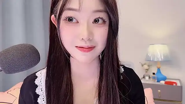 smalldaisy Chat XXX in diretta