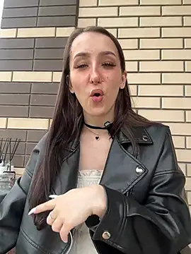 FlexboxDoll live XXX chat