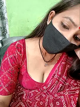 SareeQween143's Live XXX Chat