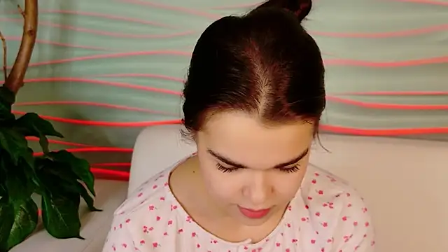 Онлайн чат XXX BabyShy-