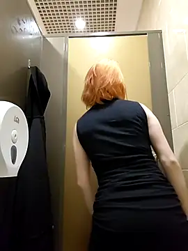 NinaParri: онлайн-секс-чат