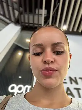 Webkamerová show AngelinaTeller