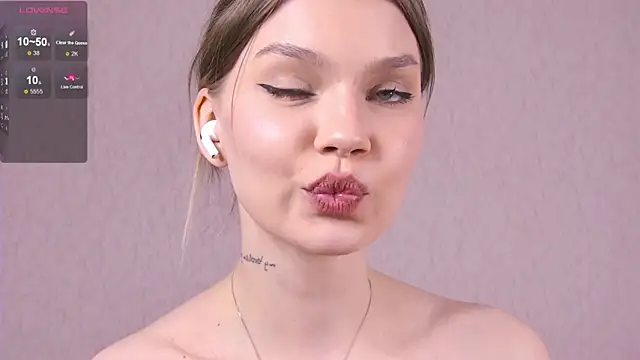 Monasteel's Live XXX Chat