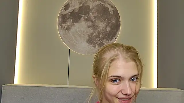 4example_Chloe's Live XXX Chat