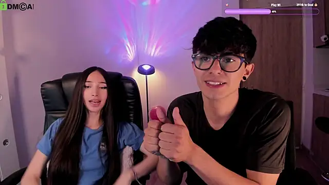 Mikeyvioleta_'s Live XXX Chat