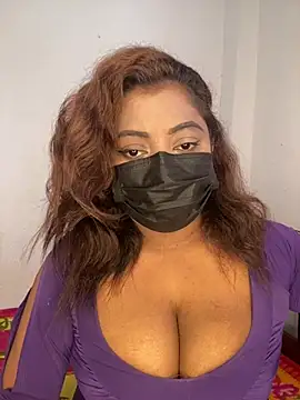 Chat +18 de _Cute_ariana_ ao vivo