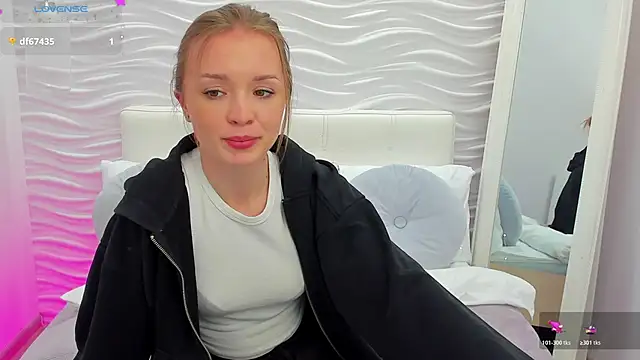 Czat XXX na żywo – VirginOlly