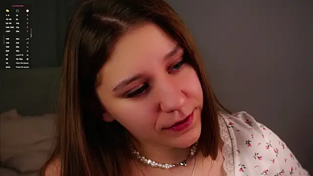 ShantellAngulo élő XXX-chatje