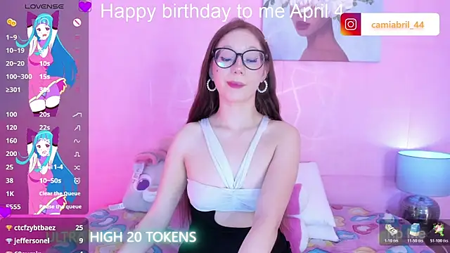 Trixiroy Chat XXX live