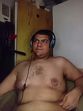 chubbygamer26 Adlı Modelin Canlı XXX Sohbeti