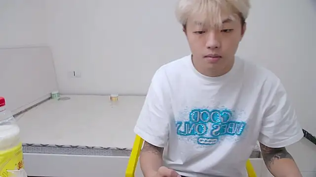 Chocolates-001 Live XXX Chat