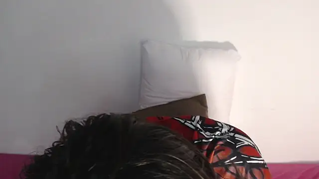 عرض كام cirosky_elchicopolla